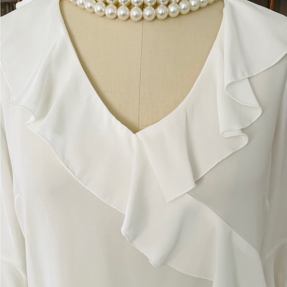 Off white ruffled shirt - Picture 2 of 4